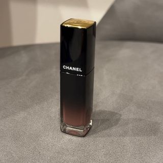 シャネル(CHANEL)のシャネル ルージュアリュールラック 62 スティル 中古(口紅)