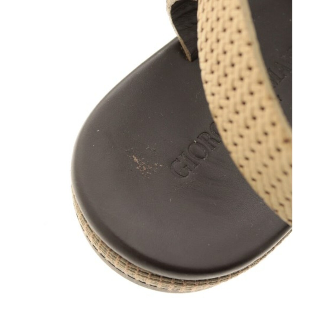 Giorgio Armani(ジョルジオアルマーニ)のGIORGIO ARMANI サンダル 6(25cm位) ベージュ 【古着】【中古】 メンズの靴/シューズ(サンダル)の商品写真