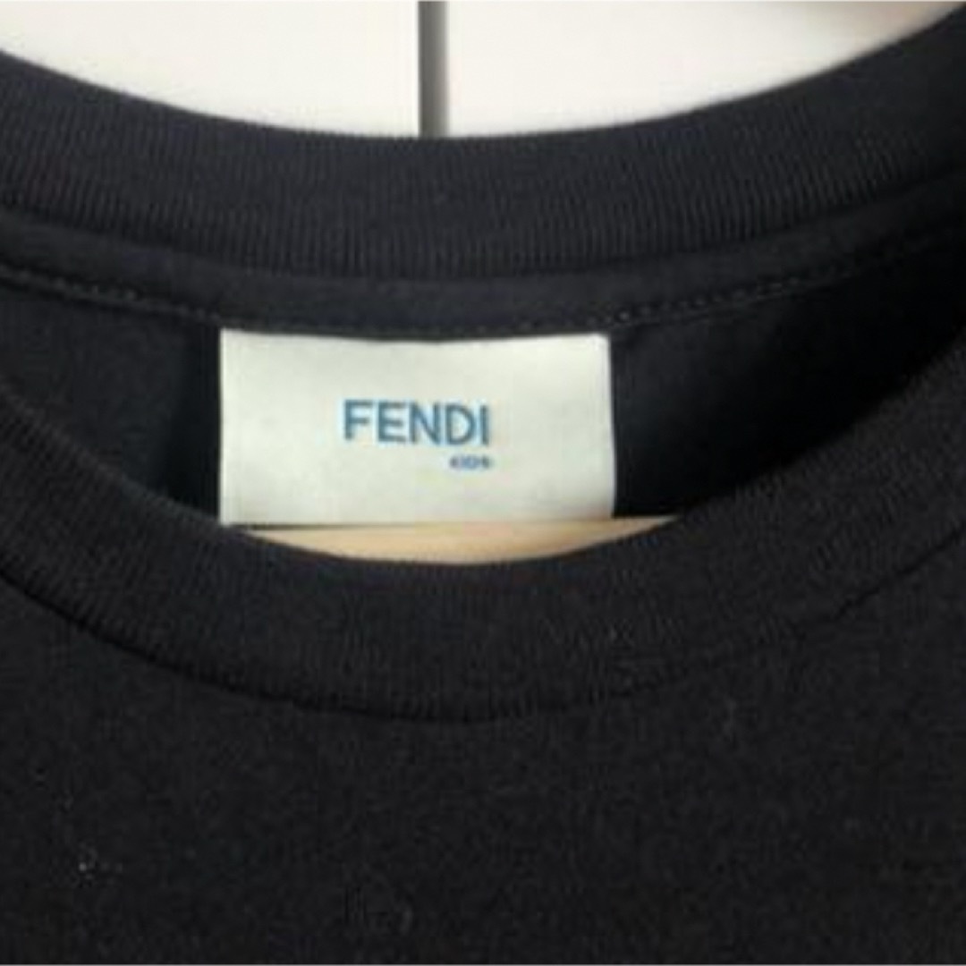 FENDI(フェンディ)のFENDI ガールズ FF ロゴ カットアウト ワンピース  レディースのワンピース(ミニワンピース)の商品写真