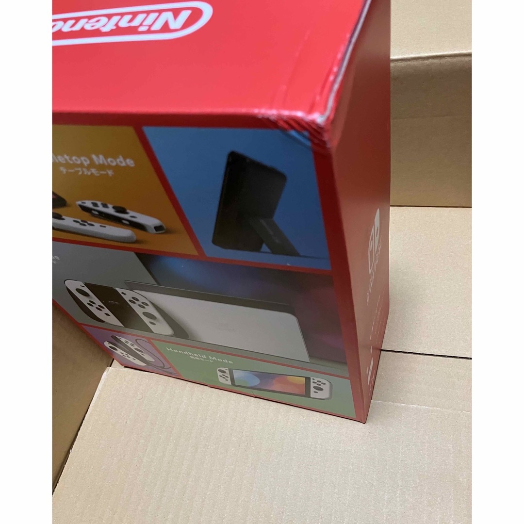 新品未開封 Nintendo Switch 有機ELモデル ホワイト 箱潰れあり 新品未開封 Nintendo Switch 有機ELモデル ホワイト 箱潰れあり
