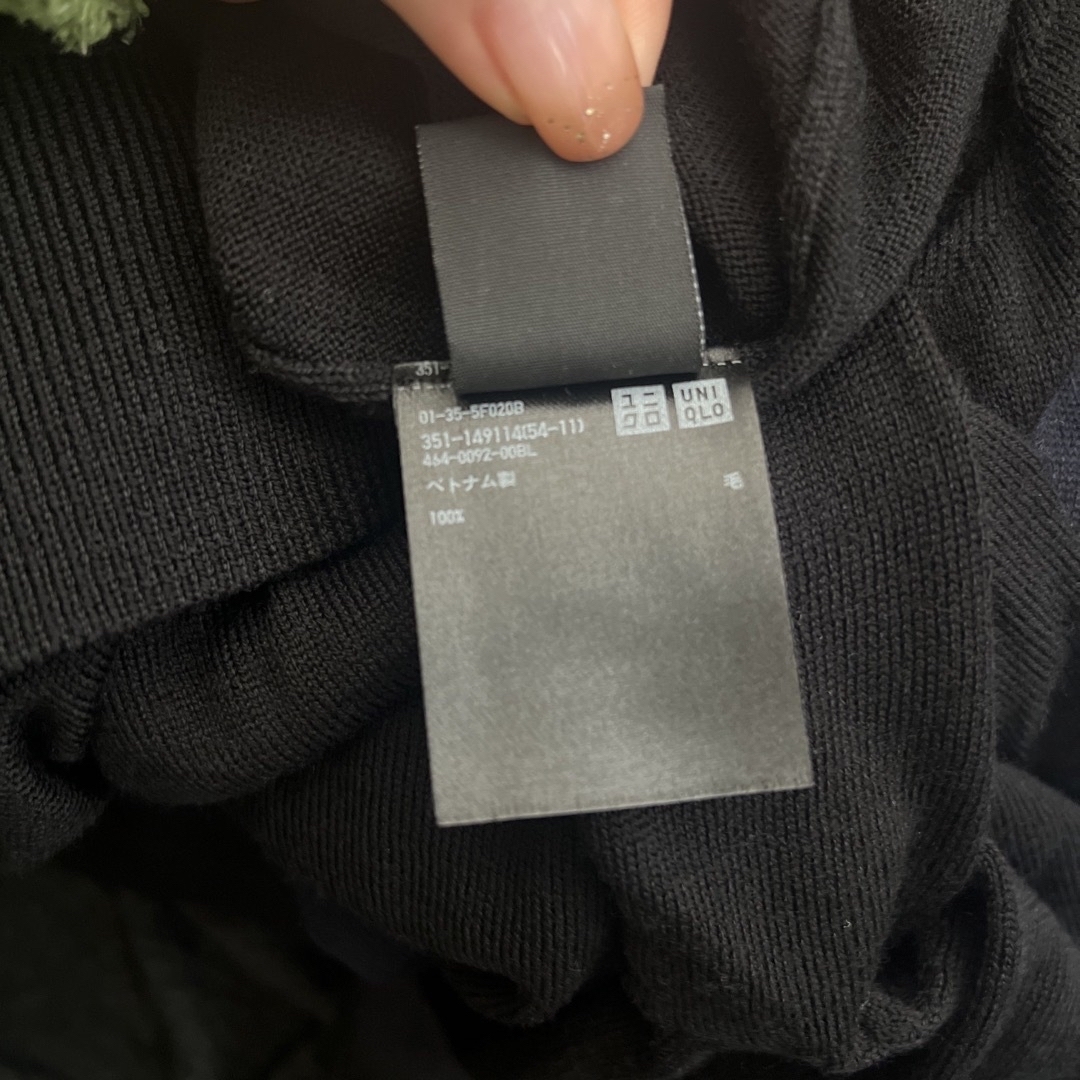 UNIQLO(ユニクロ)のUNIQLO ニット　Ｖネック メンズのトップス(ニット/セーター)の商品写真