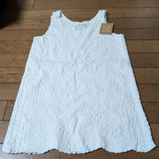 ビアズリー(BEARDSLEY)の19800円 今季新品 ビアズリー 上質 総刺繍 レース カットソー白ホワイト(カットソー(半袖/袖なし))