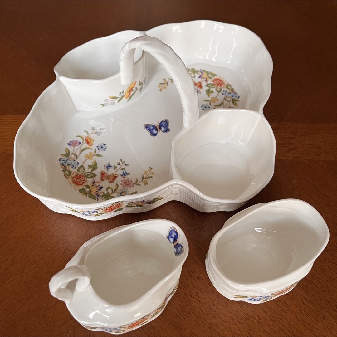 Aynsley China(エインズレイ)の【希少品】英国製　エインズレイ★コテージガーデン★ストロベリーバスケット インテリア/住まい/日用品のキッチン/食器(食器)の商品写真