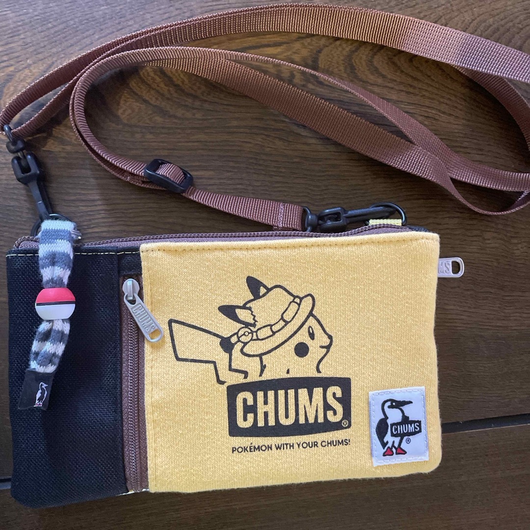 CHUMS(チャムス)のチャムスポケモンコラボスマホポーチ♡ほぼ使用なし♡送料込み メンズのバッグ(ショルダーバッグ)の商品写真