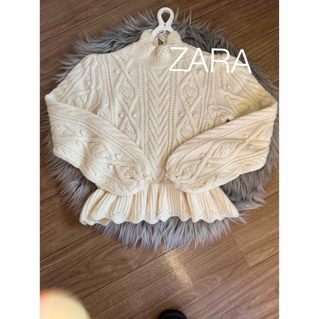 ZARA(ザラ)のZARA フリルセーター　未使用 レディースのトップス(ニット/セーター)の商品写真