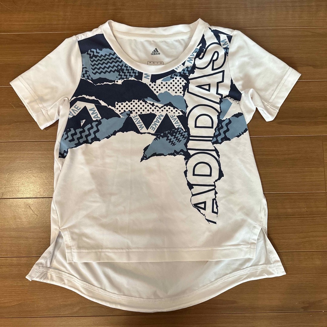 adidas(アディダス)のadidas Ｔシャツ＊120 キッズ/ベビー/マタニティのキッズ服男の子用(90cm~)(Tシャツ/カットソー)の商品写真