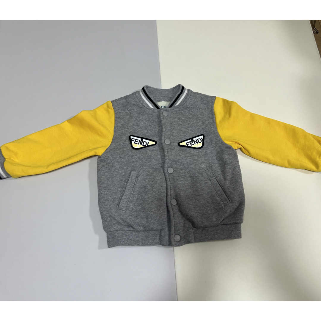 FENDI(フェンディ)のFENDI フェンディ　子供服　キッズ　アウター　パーカー　トップス キッズ/ベビー/マタニティのキッズ服男の子用(90cm~)(ジャケット/上着)の商品写真