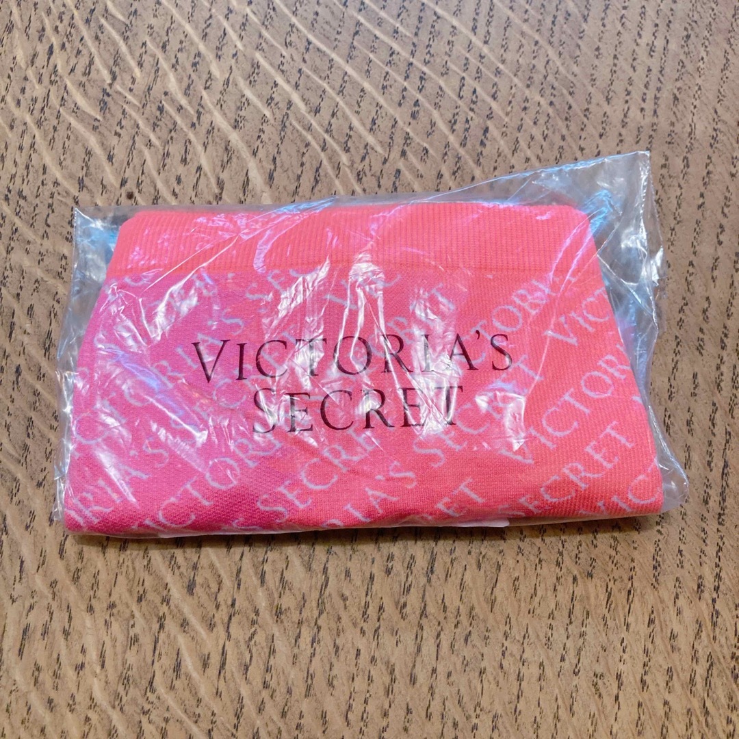 Victoria's Secret(ヴィクトリアズシークレット)のシームレスハイレグブリーフ♡ コーラルブレイズ2点 レディースの下着/アンダーウェア(ショーツ)の商品写真