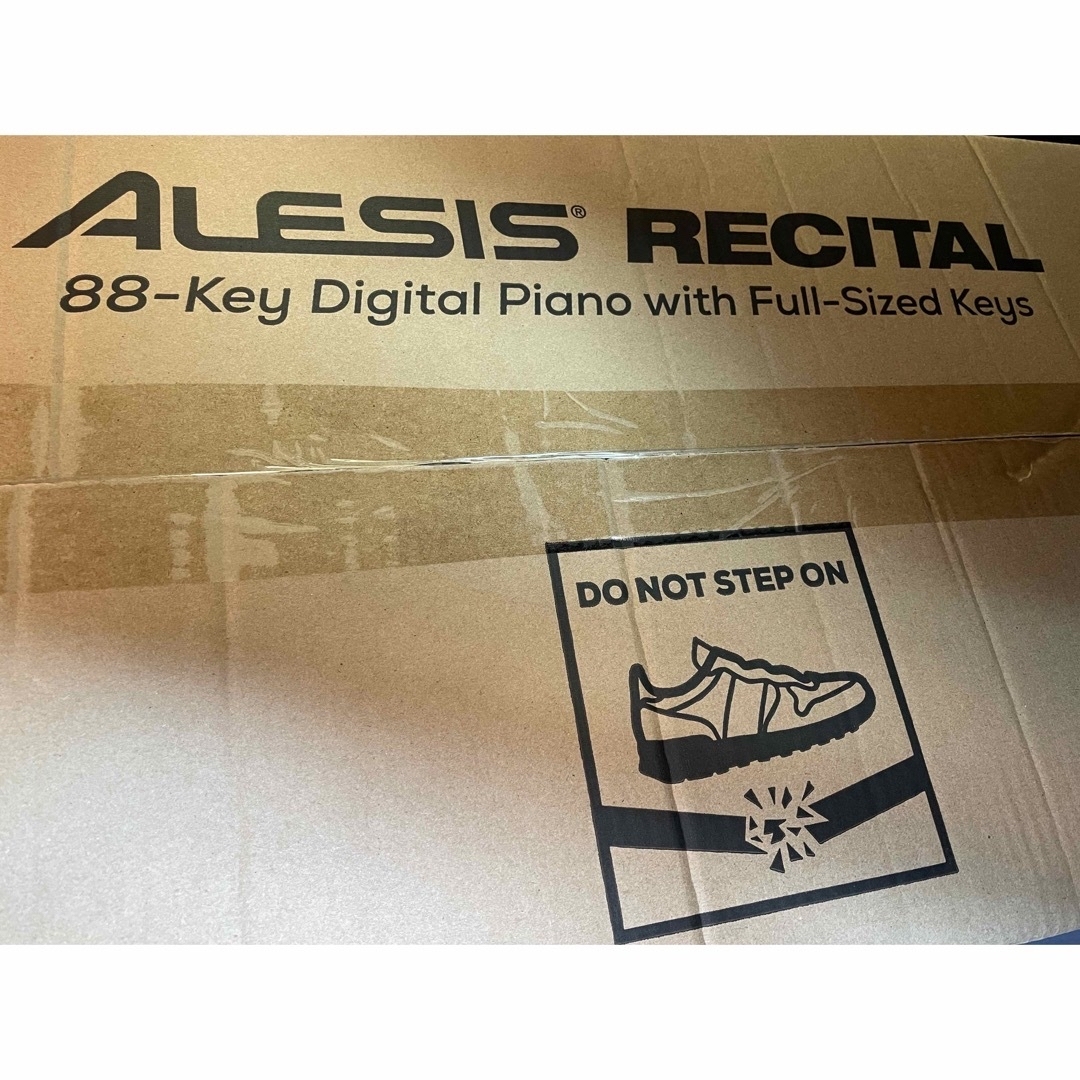 Alesis 電子ピアノ 88鍵盤 初心者向け電子ピアノ スピーカー 譜面台付き 楽器の鍵盤楽器(電子ピアノ)の商品写真