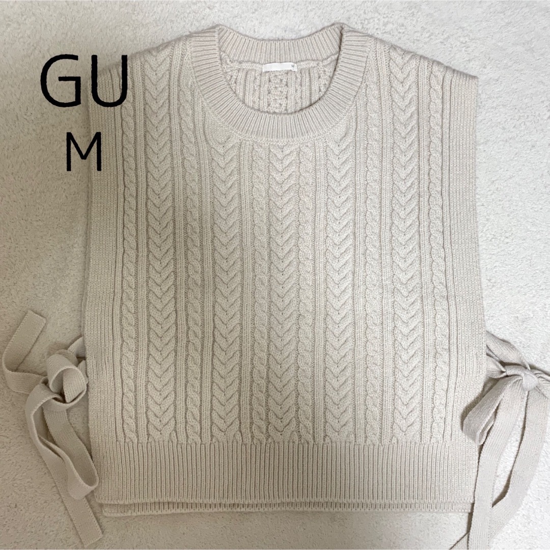 GU(ジーユー)のGU ニットベスト　M レディースのトップス(ベスト/ジレ)の商品写真