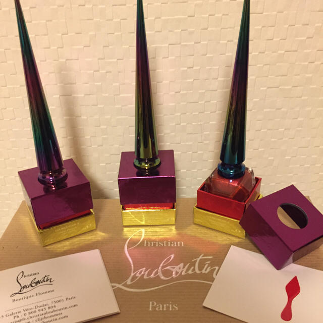 【限定品】Christian Louboutin マニキュア(ルビクローム)