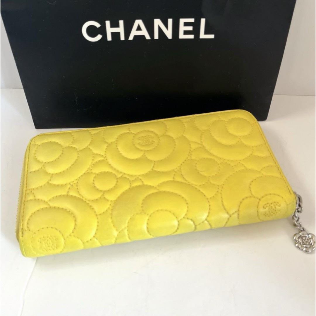 CHANEL(シャネル)の★CHANEL カメリア 長財布 美品！ レディースのファッション小物(財布)の商品写真