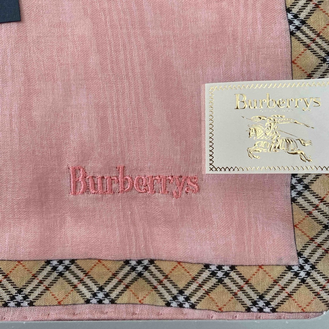 BURBERRY(バーバリー)のバーバリー　ハンカチ　【新品】 メンズのファッション小物(ハンカチ/ポケットチーフ)の商品写真