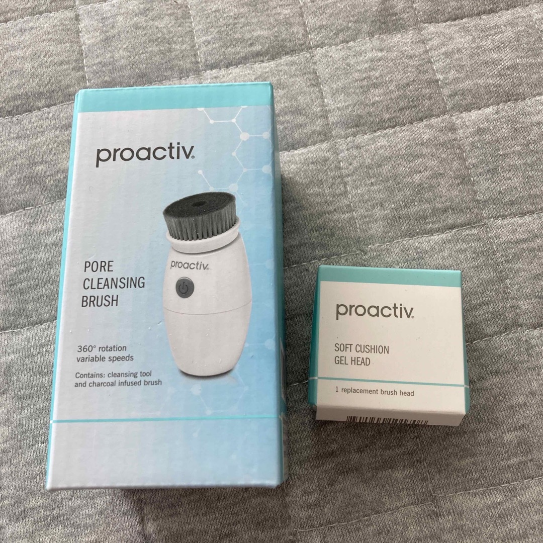 proactiv(プロアクティブ)のプロアクティブ　クレンジングブラシ　ジェルヘッド スマホ/家電/カメラの美容/健康(フェイスケア/美顔器)の商品写真