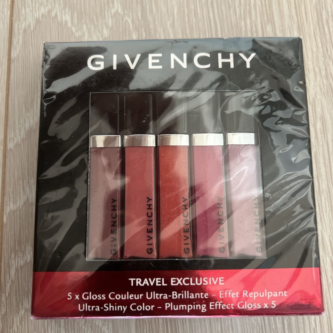 GIVENCHY(ジバンシィ)のGIVENCHY ジバンシーミニグロス  コスメ/美容のベースメイク/化粧品(リップグロス)の商品写真