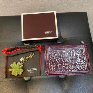 コーチ(COACH)の〈COACH〉キーホルダー＆ポーチ　セット(キーホルダー)