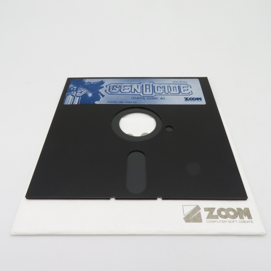 Zoom(ズーム)のジェノサイド X68000 5インチディスク盤 ZOOM ズーム ゲームソフト 美品 エンタメ/ホビーのゲームソフト/ゲーム機本体(PCゲームソフト)の商品写真