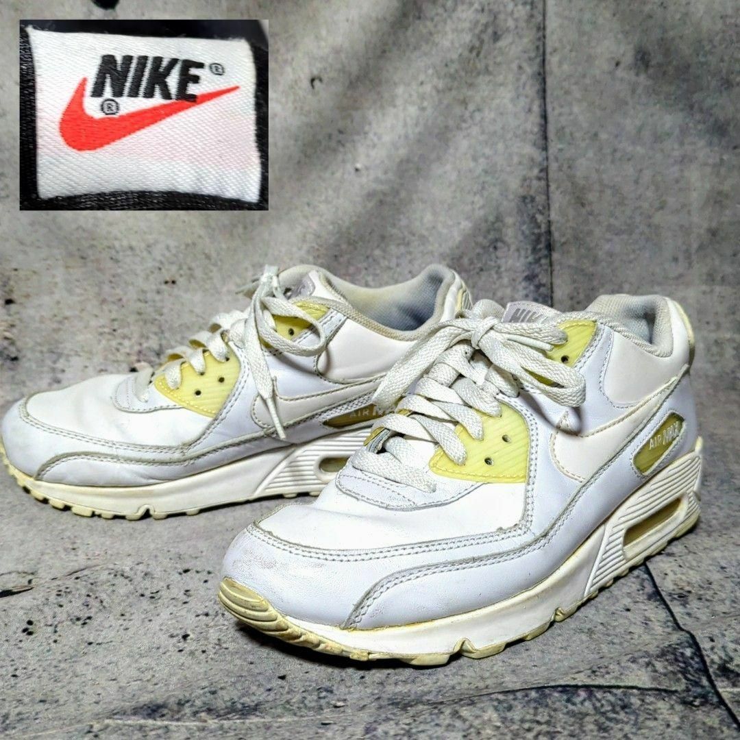 NIKE(ナイキ)のNike air max 90 GS 307793 111 WHITEShoes レディースの靴/シューズ(スニーカー)の商品写真