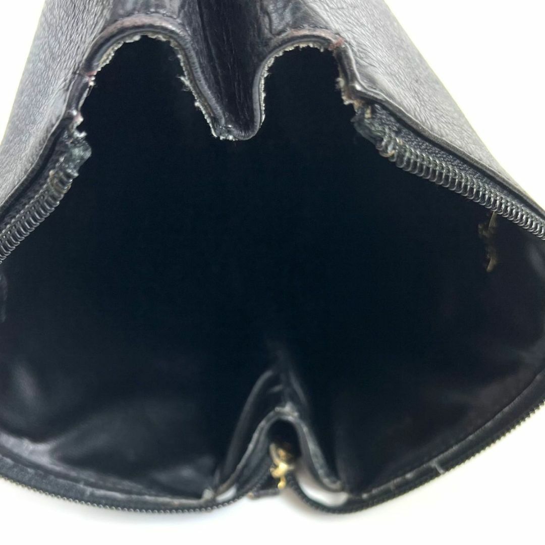GIVENCHY(ジバンシィ)のGIVENCHY ジバンシー レザー クラッチバッグ セカンドバッグ  レディースのバッグ(クラッチバッグ)の商品写真