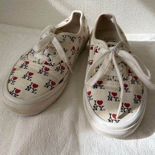 ヴァンズ(VANS)のレアVans x Dqm I love NY柄オーセンティックW5.5(スニーカー)