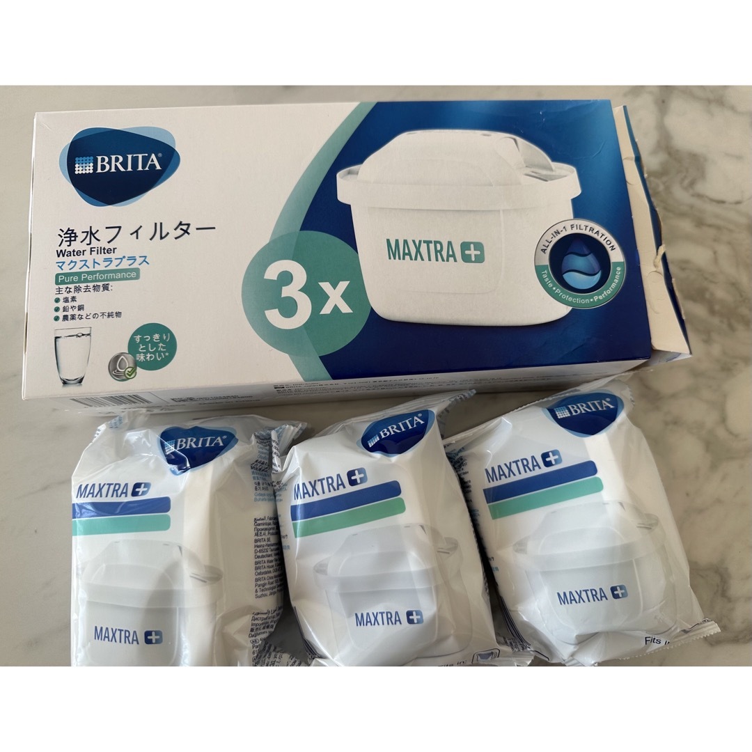 BRITA 浄水器　交換用フィルター3個 インテリア/住まい/日用品のキッチン/食器(浄水機)の商品写真