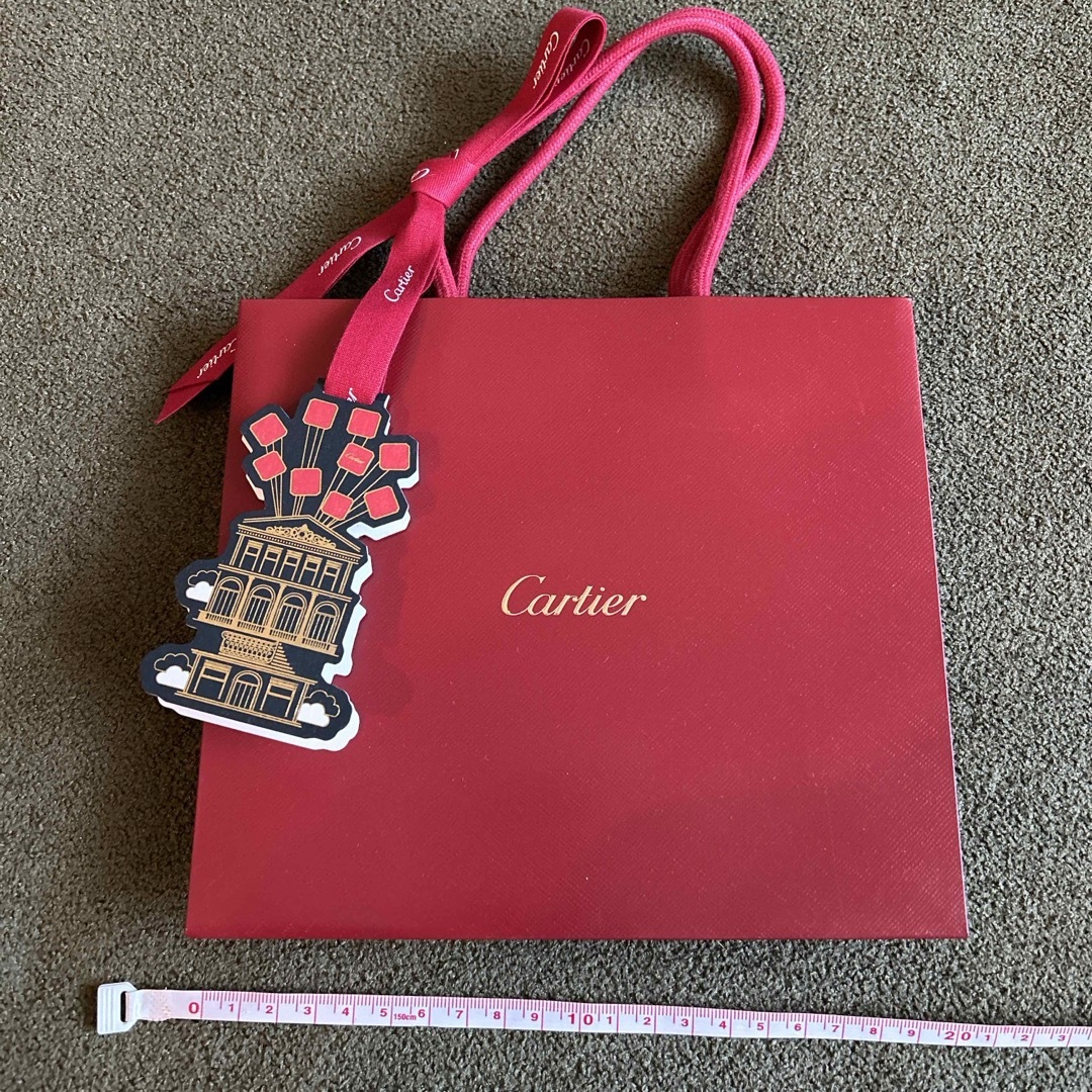 Cartier(カルティエ)のカルティエ　紙袋 レディースのバッグ(ショップ袋)の商品写真