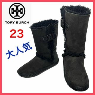 トリーバーチ(Tory Burch)の★大人気★トリーバーチ　ショートブーツ　ムートン　エンジニア　ベルト　23(ブーツ)