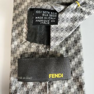 フェンディ(FENDI)のフェンディ　ネクタイ(ネクタイ)