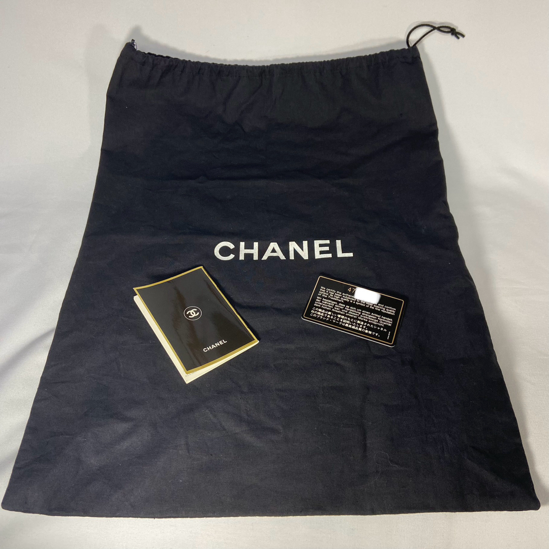 CHANEL(シャネル)のCHANEL シャネル マトラッセ エナメル レザー トートバッグ ブラック レディースのバッグ(トートバッグ)の商品写真