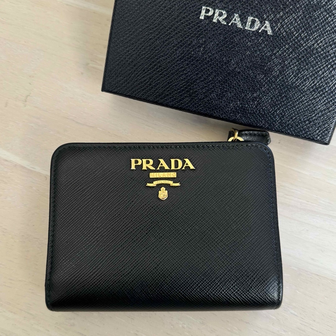 【美品】PRADA サフィアーノマルチカラー　折りたたみ財布PRADA