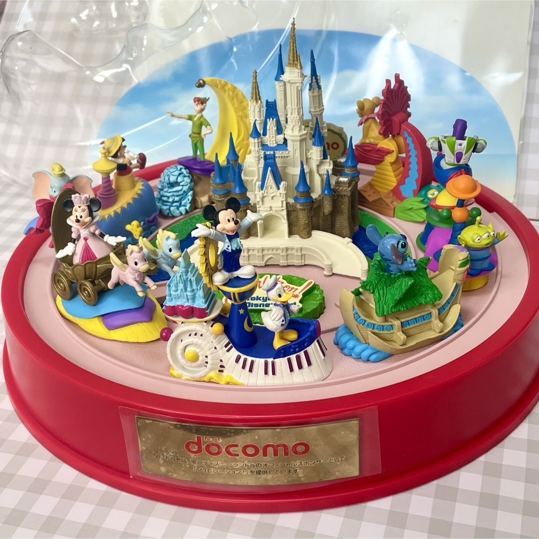 Disney(ディズニー)の東京ディズニー ジュビレーション ジオラマ　フィギュア　docomo非売品 エンタメ/ホビーのフィギュア(アニメ/ゲーム)の商品写真