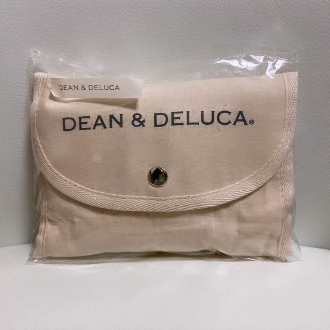 DEAN & DELUCA(ディーンアンドデルーカ)のDEAN＆DELUCA 　ディーンアンドデルーカ　トート　バッグ　エコバッグ　白 レディースのバッグ(エコバッグ)の商品写真