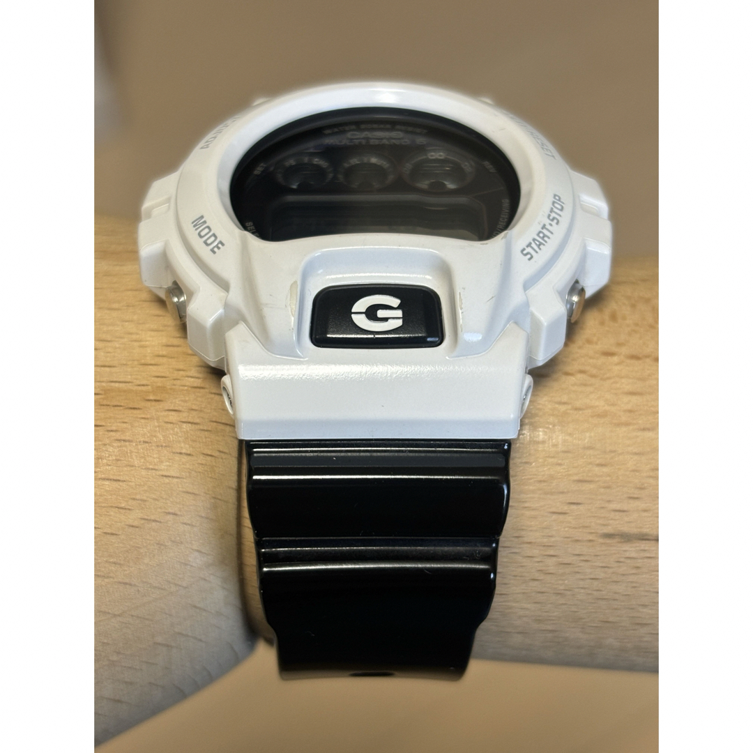 G-SHOCK/GW-6900/電波/ソーラー/ホワイト/三つ目/ブラック/白黒