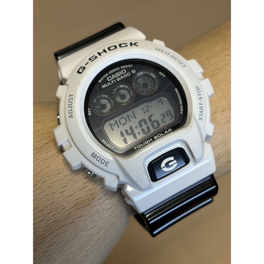 G-SHOCK(ジーショック)のG-SHOCK/GW-6900/電波/ソーラー/ホワイト/三つ目/ブラック/白黒 メンズの時計(腕時計(デジタル))の商品写真