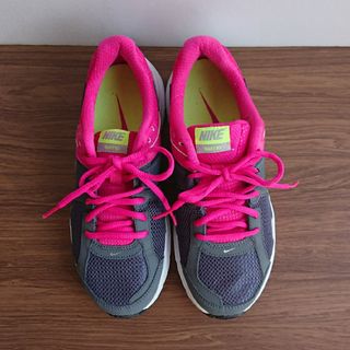 ナイキ(NIKE)のナイキ WMNK DOWNSHIFTER8 ランニングシューズ 23.5(シューズ)