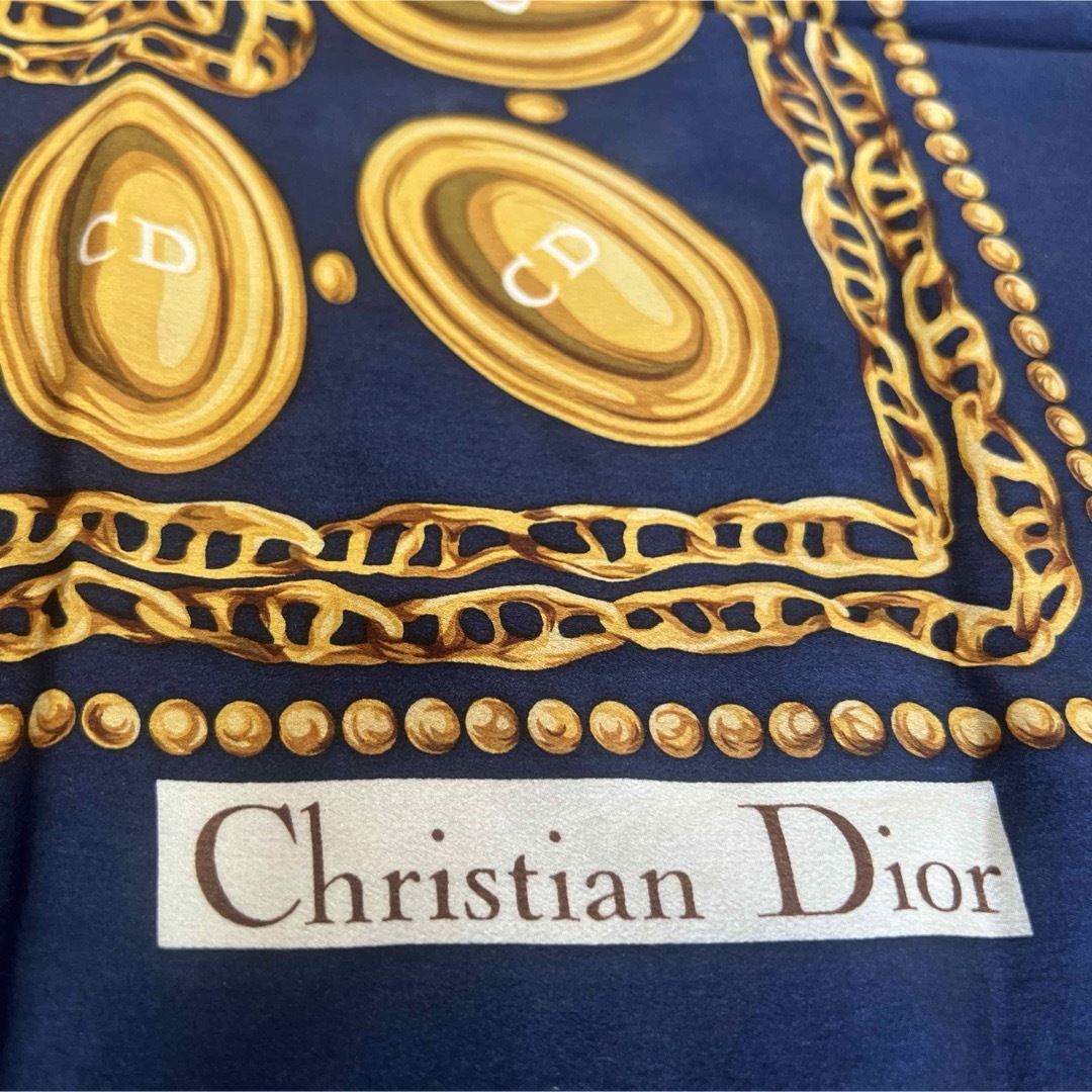 Christian Dior(クリスチャンディオール)のクリスチャンディオール　スカーフ　ネイビー　チェーン柄　ビンテージ レディースのファッション小物(バンダナ/スカーフ)の商品写真