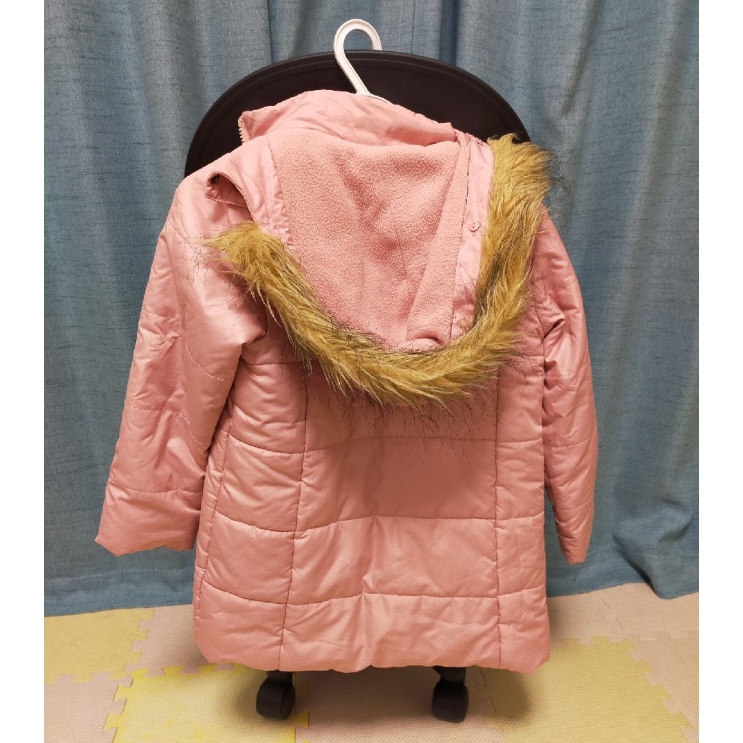 GU(ジーユー)のGU 子供 ダウンコート キッズ/ベビー/マタニティのキッズ服女の子用(90cm~)(コート)の商品写真