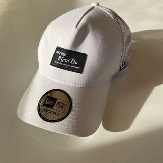 ニューエラー(NEW ERA)のニューエラ メッシュキャップ ブラックパッチ ONSPOTZ別注 白(キャップ)