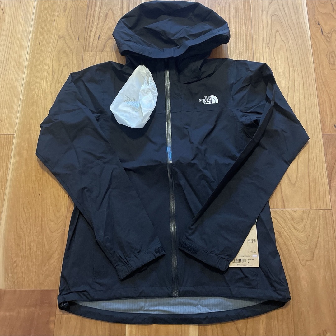 THE NORTH FACE(ザノースフェイス)の新品★ノースフェイス　ベンチャージャケット　レディースM レディースのジャケット/アウター(ナイロンジャケット)の商品写真