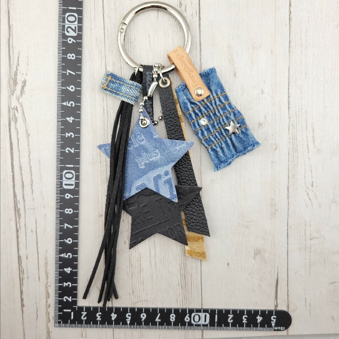 デニムと星のバッグチャームの通販 by 1&7(デニムリメイク デニムと星のバッグチャームの通販 by 1&7(デニムリメイク