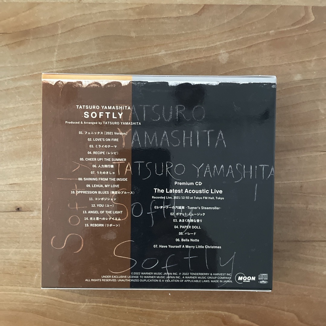 SOFTLY（初回生産限定盤） エンタメ/ホビーのCD(ポップス/ロック(邦楽))の商品写真