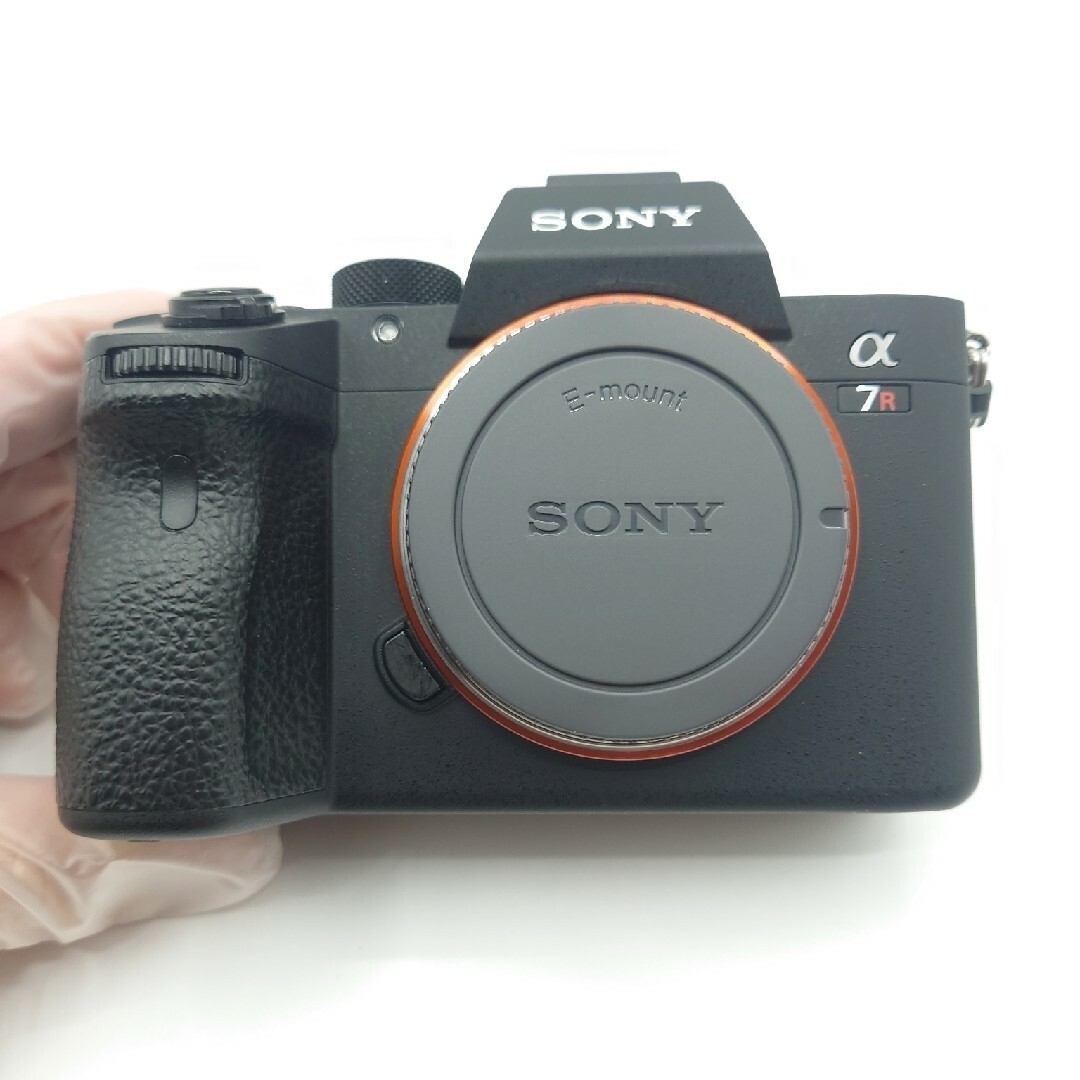 SONY(ソニー)の【美品】ソニー SONY α7RM3 ボディ ILCE-7RM3 スマホ/家電/カメラのカメラ(ミラーレス一眼)の商品写真