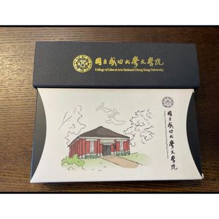 (箱付き)台湾国立成功大学文学院記念ボールペンとオリジナル記念手拭いセット(書道用品)