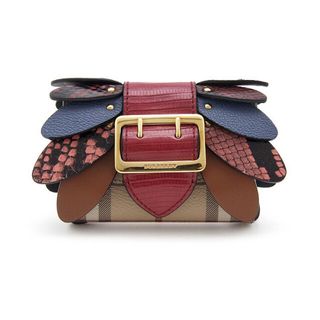 バーバリー(BURBERRY)の美品 バーバリー BURBERRY 名刺入れ レザー カードケース ノバチェック ブランド小物 PVC 華やか 革小物 羽 リーフ(名刺入れ/定期入れ)