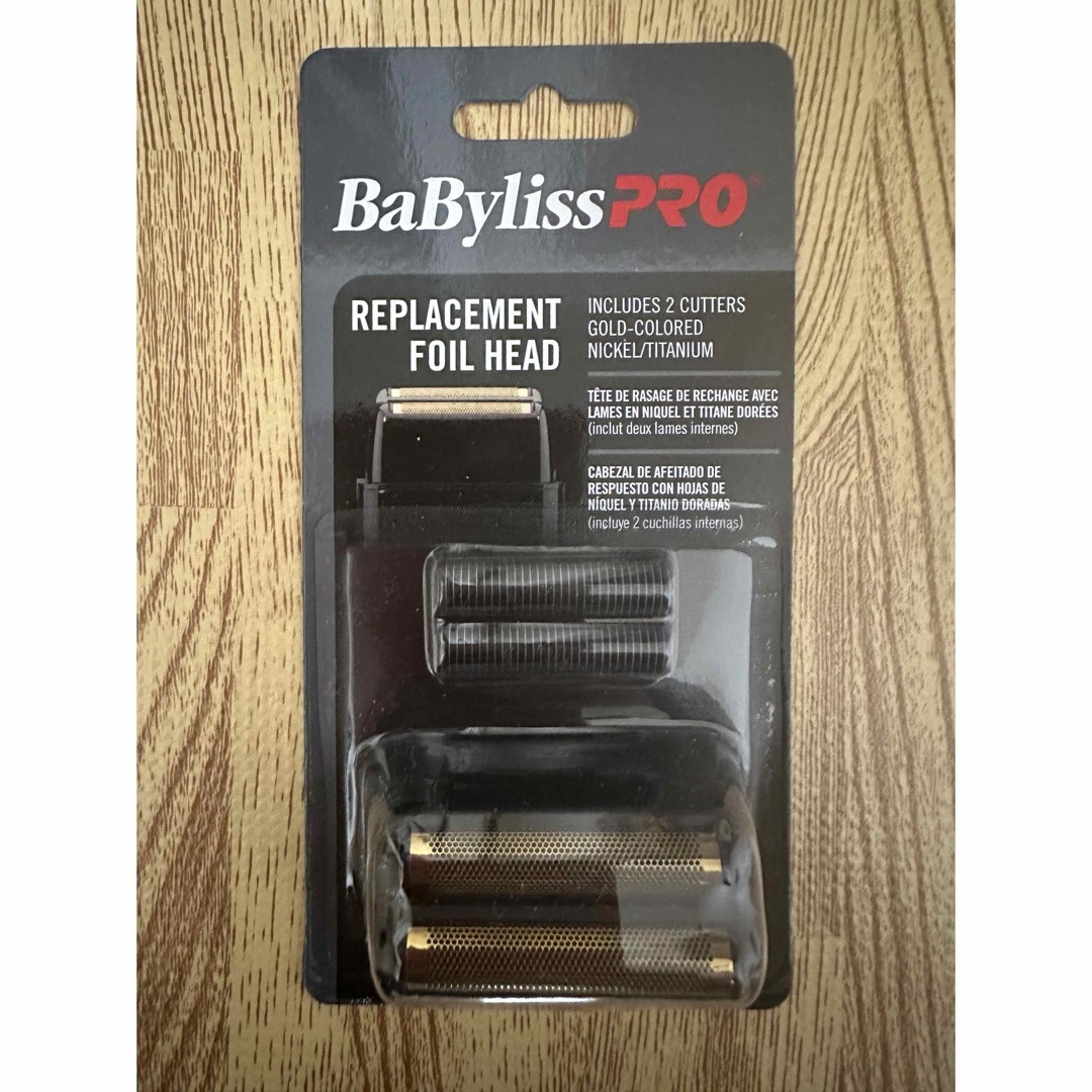 BaByliss PROFOILFX02B用替刃スキンフェードカット必需品❗️ スマホ/家電/カメラの美容/健康(メンズシェーバー)の商品写真