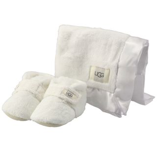 UGG(おくるみ/ブランケット)のフリマアイテム一覧 UGG(おくるみ/ブランケット)のフリマアイテム一覧