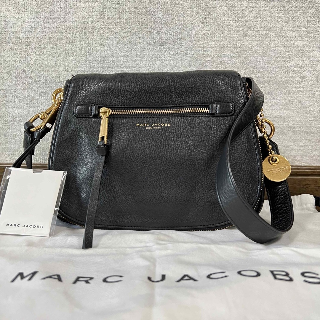 超人気新品 MARC マークジェイコブス JACOBS ショルダーバッグ マーク