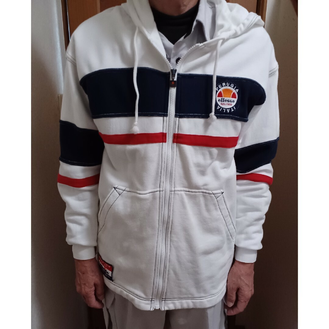 ellesse(エレッセ)のellesse　スウェットパーカー スポーツ/アウトドアのテニス(ウェア)の商品写真