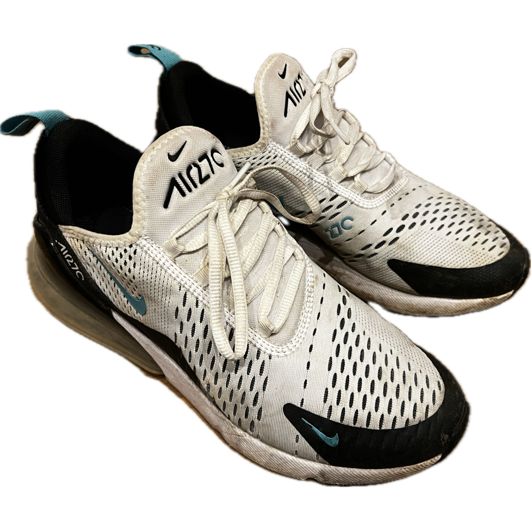 NIKE(ナイキ)のAIRMAX270 26.5cm ＋ソックスセット メンズの靴/シューズ(スニーカー)の商品写真