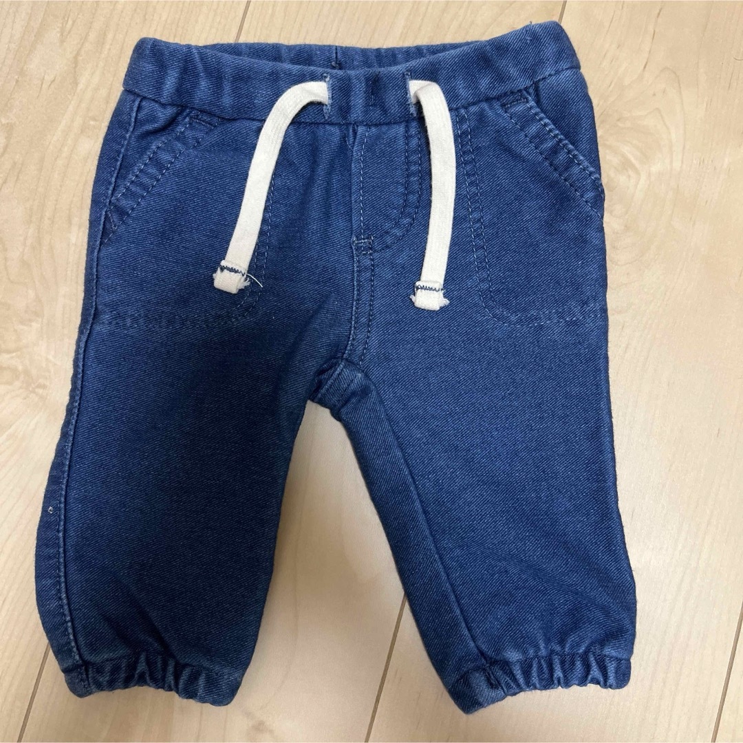 babyGAP(ベビーギャップ)のbabyGAPパンツ キッズ/ベビー/マタニティのベビー服(~85cm)(パンツ)の商品写真